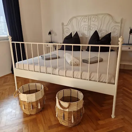Apartment Jadran *